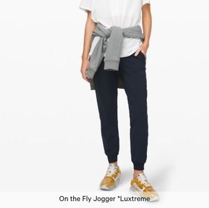 Lululemon On The Fly Jogger
